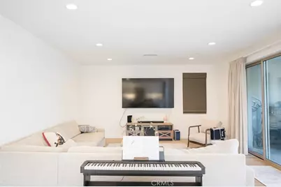 279 Barnes, Tustin, CA 92782 - Photo 20