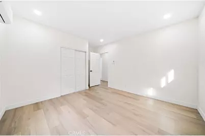 713 Flower Ave, Venice, CA 90291 - Photo 22