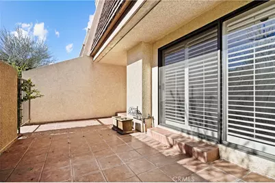 18409 Collins Street #D, Tarzana, CA 91356 - Photo 36