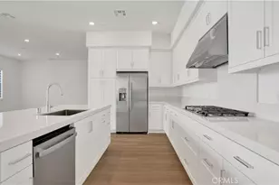 236 Knot, Irvine, CA 92618 - Photo 2