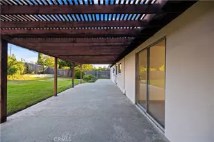 13402 Winthrope St, Santa Ana, CA 92705 - Photo 12