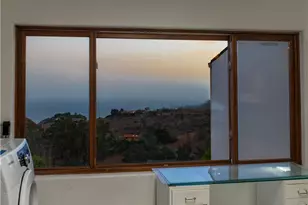 26616 Ocean View Dr, Malibu, CA 90265 - Photo 48