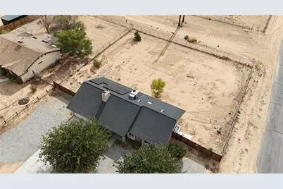 21101 Sitkan Rd, Apple Valley, CA 92308 - Photo 10
