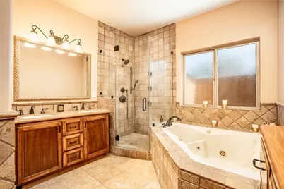 5162 Edinger, Huntington Beach, CA 92649 - Photo 24