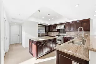 211 E Bay, Newport Beach, CA 92661 - Photo 12