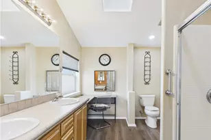 20701 Beach Blvd, Huntington Beach, CA 92648 - Photo 22