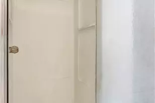 18928 Victory Blvd, Tarzana, CA 91335 - Photo 24