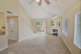 23933 Del Monte Dr., Valencia, CA 91355 - Photo 8