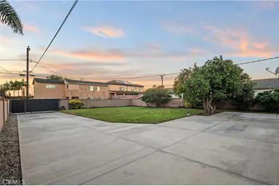 5082 Edinger, Huntington Beach, CA 92649 - Photo 30