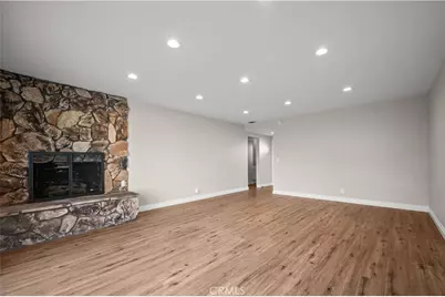 5082 Edinger, Huntington Beach, CA 92649 - Photo 8