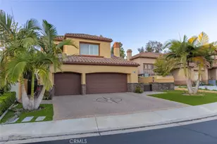 2605 Augusta, Tustin, CA 92782 - Photo 2