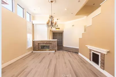 2605 Augusta, Tustin, CA 92782 - Photo 4