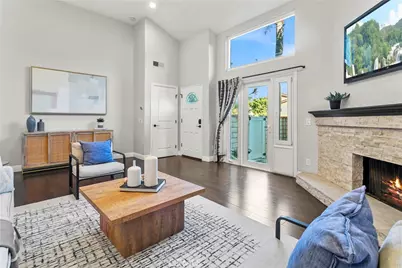 21066 Poolside, Huntington Beach, CA 92648 - Photo 2