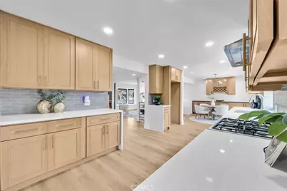 21621 Kaneohe, Huntington Beach, CA 92646 - Photo 12