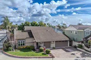 19542 Drybrook Ln, Huntington Beach, CA 92646 - Photo 2