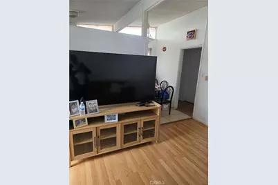 647 W Century, Los Angeles, CA 90044 - Photo 12