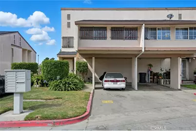 933 Acosta #35, Salinas, CA 93905 - Photo 2