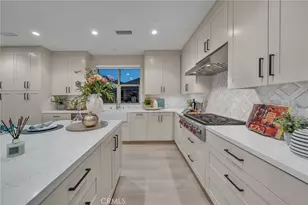 100 Albero, Irvine, CA 92602 - Photo 14