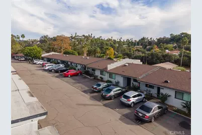 1010 Clearbrook Lane, Vista, CA 92084 - Photo 10