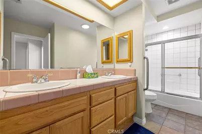 6998 Summit Valley Road, Hesperia, CA 92345 - Photo 34