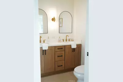 6862 Breeland Drive, Huntington Beach, CA 92647 - Photo 18