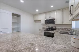 1023 S Citron St, Anaheim, CA 92805 - Photo 6