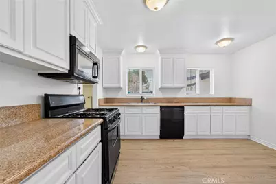 1329 Indian Sage, Lancaster, CA 93534 - Photo 12