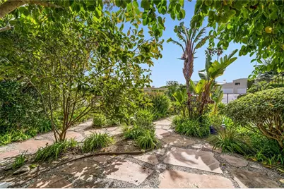 24743 Vantage Point Terrace, Malibu, CA 90265 - Photo 12