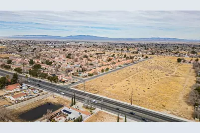 43600 E 7th Street, Lancaster, CA 93535 - Photo 12