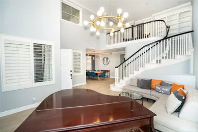 15 Mountain Laurel, Rancho Santa Margarita, CA 92679 - Photo 2