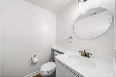 4655 Barcelona, Oceanside, CA 92056 - Photo 16