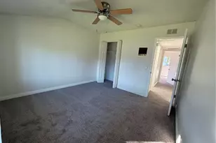 8439 Venus Dr, Buena Park, CA 90620 - Photo 16