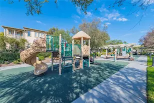 10 Flyers, Tustin, CA 92782 - Photo 12