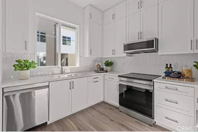 7256 Aura Circle, Huntington Beach, CA 92647 - Photo 10