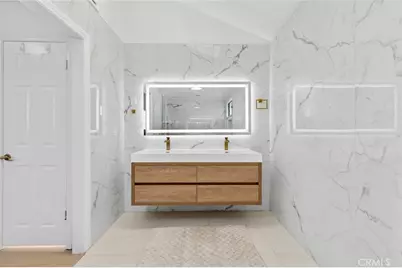 16401 Serenade Lane, Huntington Beach, CA 92647 - Photo 20