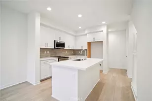 156 Balsawood, Tustin, CA 92780 - Photo 4