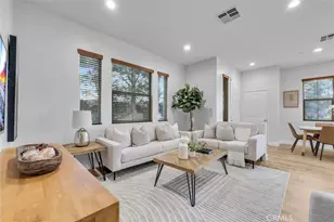 50 Hedge Bloom, Irvine, CA 92618 - Photo 10