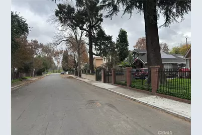1610 Basler, Sacramento, CA 95811 - Photo 40