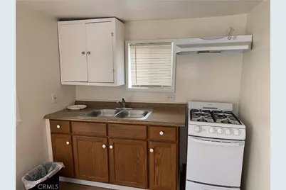 1610 Basler, Sacramento, CA 95811 - Photo 32