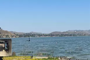 32000 Riverside Dr, Lake Elsinore, CA 92530 - Photo 18