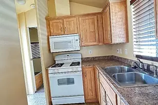 32000 Riverside Dr, Lake Elsinore, CA 92530 - Photo 4