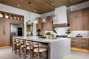 564 Peninsula, Irvine, CA 92602 - Photo 12