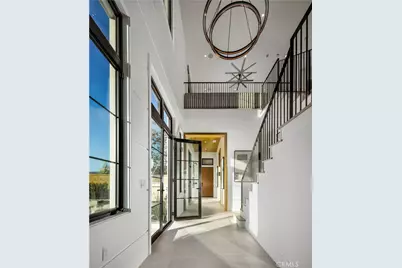 564 Peninsula, Irvine, CA 92602 - Photo 8