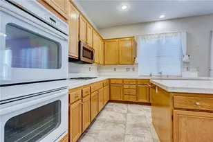 28667 Peach Springs, Menifee, CA 92584 - Photo 14