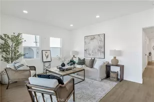 834 W 95th St, Los Angeles, CA 90044 - Photo 2