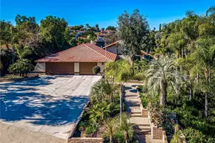 14531 Viewcrest Dr, Riverside, CA 92504 - Photo 2