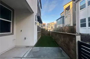 322 Proctor, Irvine, CA 92618 - Photo 2