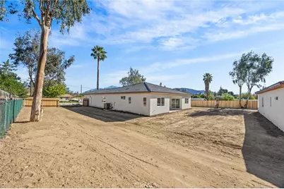 683 Park, Banning, CA 92220 - Photo 24