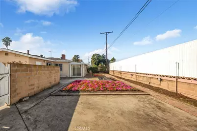 24200 Post Master, Harbor City, CA 90710 - Photo 28