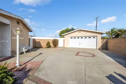 24200 Post Master, Harbor City, CA 90710 - Photo 26